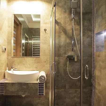 Apartment Rodzinny Hrabiego - Sauna, Centrum Zakopanego Ul Zamoyskiego, Balkon, 2 Sypialnie, Parking, Gorne Krupowki *