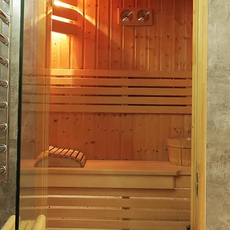 Apartament Hrabiego - Prywatna Sauna, 2 Sypialnie, Balkon, Parking, Centrum Zakopane