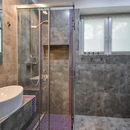 Apartament Hrabiego - Prywatna Sauna, 2 Sypialnie, Balkon, Parking, Centrum Lägenhet